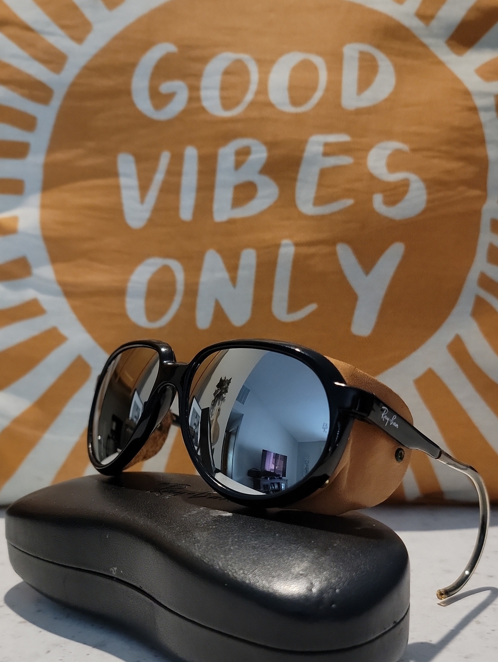 Ray-Ban Glacier 7000 Cats Iconic Vuarnet 027 Frame